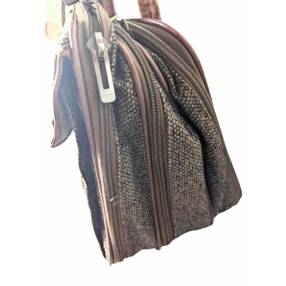 HARTMANN Vintage Tweed And Leather Overnight Weekender - Picture 4 of 14